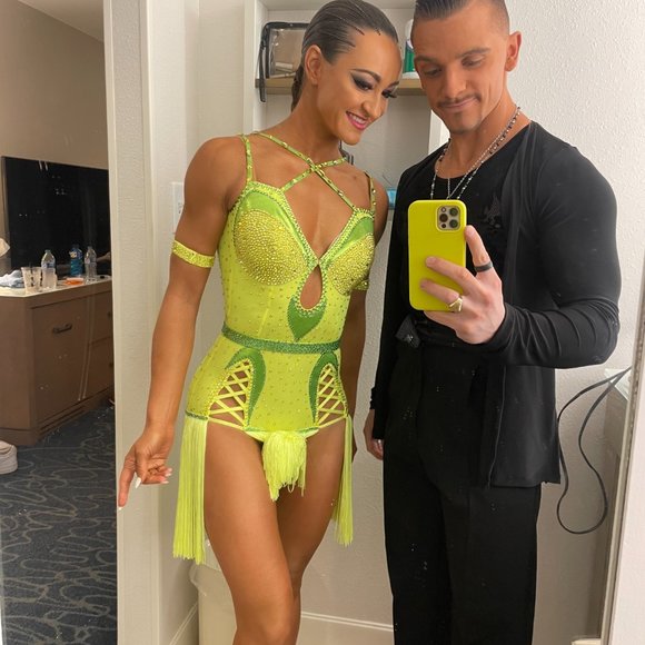 NEON YELLOW-GREEN Latin Rhythm Ballroom Dance Dress, U.S. 0-2, SIZE XS/S - Picture 3 of 5
